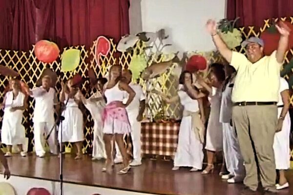 Μίλα μου για Μήλα